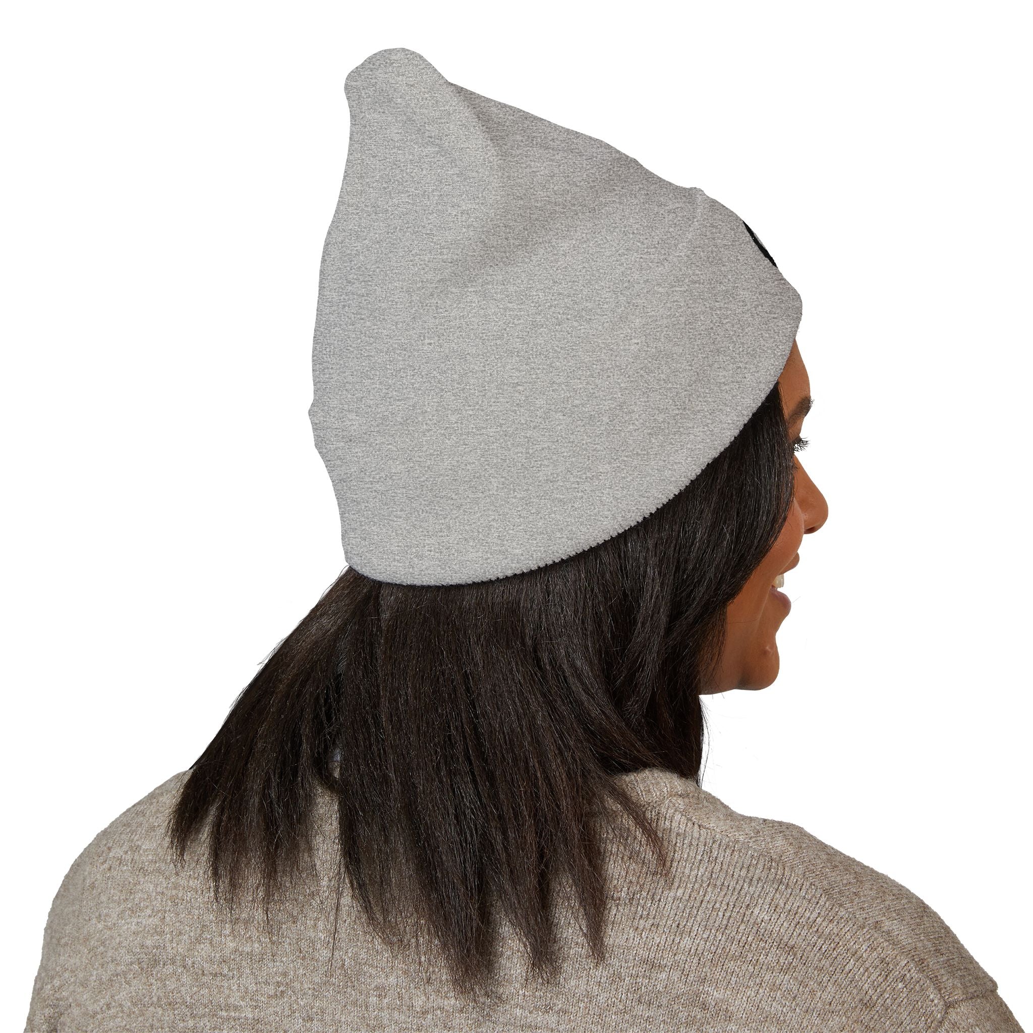 Bonnet brodé motif « Peace Sign » I Peint à la main