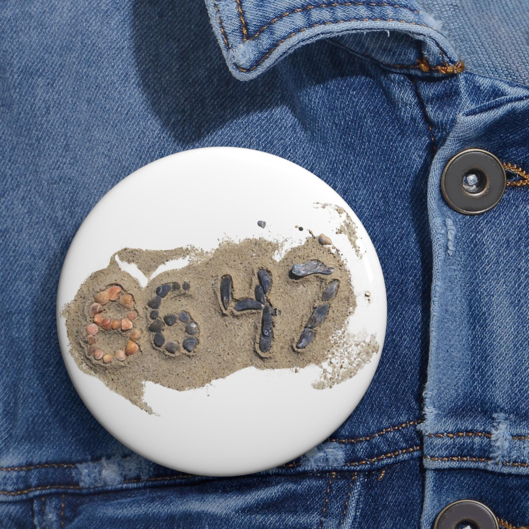 8647 Anti-Trump Protest Seashell Pin Button | Original Image I James Comey 86 47
